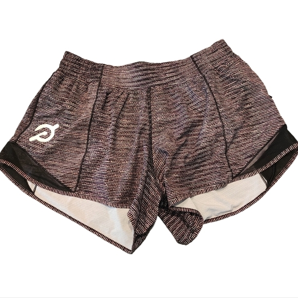 Lululemon × Peloton Hotty Hot Short ll 4" long. - Picture 10 of 16